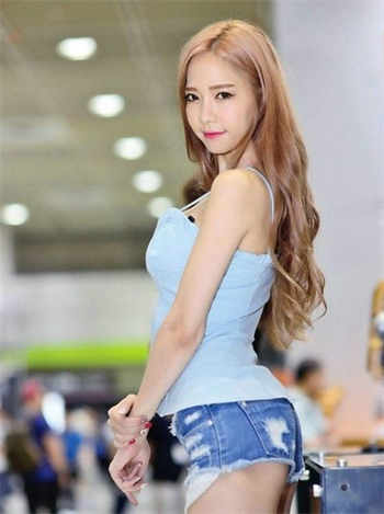 女老板出轨自己的员工
