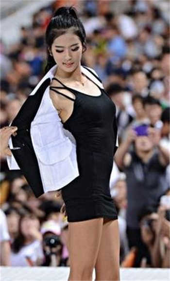 杨雨婷高书记