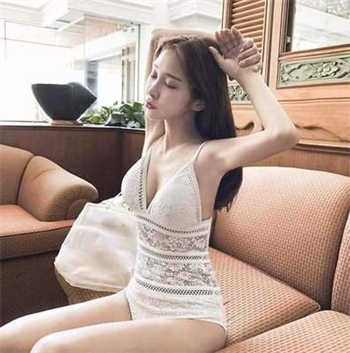 豪门四少独宠呆萌千金
