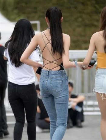 花季v3.075下载