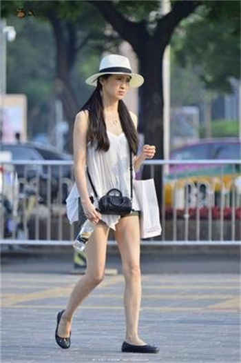 switch系列封面4个女