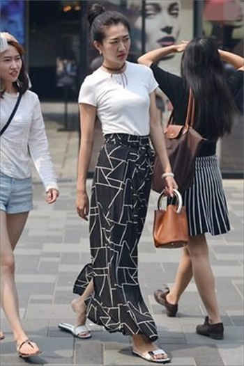 亚洲第一论坛综合社区