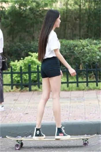 生了丫头怎么发朋友圈