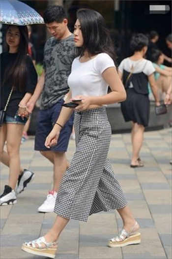 小胖丁直播2856656是谁